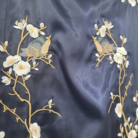 Embroidered jacket - Picture 4 of 4